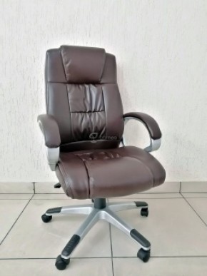 Кресло Barneo K-6 для руководителя (коричневая экокожа) в Кургане - kurgan.ok-mebel.com | фото