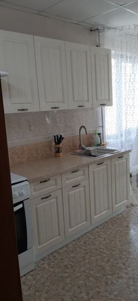 Кухня модульная Луксор серый-белый в Кургане - kurgan.ok-mebel.com | фото 5