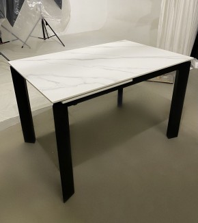 Стол CORNER 120 MATT WHITE MARBLE SOLID CERAMIC / BLACK, ®DISAUR в Кургане - kurgan.ok-mebel.com | фото 2