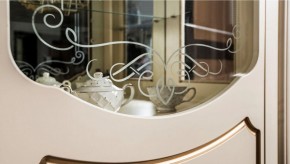Витрина одностворчатая Мона Лиза (крем) в Кургане - kurgan.ok-mebel.com | фото 6